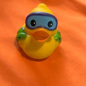 Yellow Blue Rubber Duck Bath Toy Goggles Floaters Summer Pool Swim Jeep Swimming